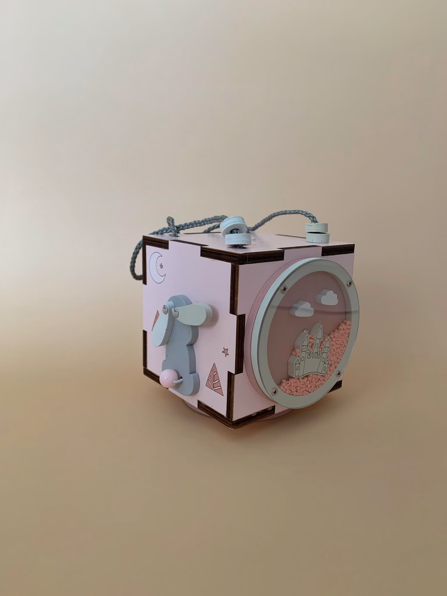 Roosa tegevuskuubik - busy cube - Image 2