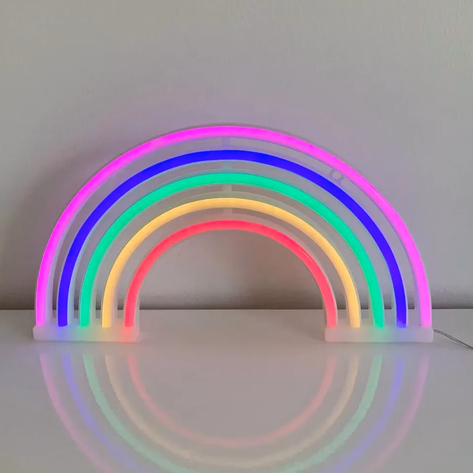 Lastetoa öölamp "Vikerkaar"