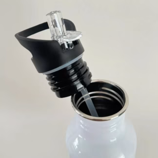 Joogipudeli kork kõrrega