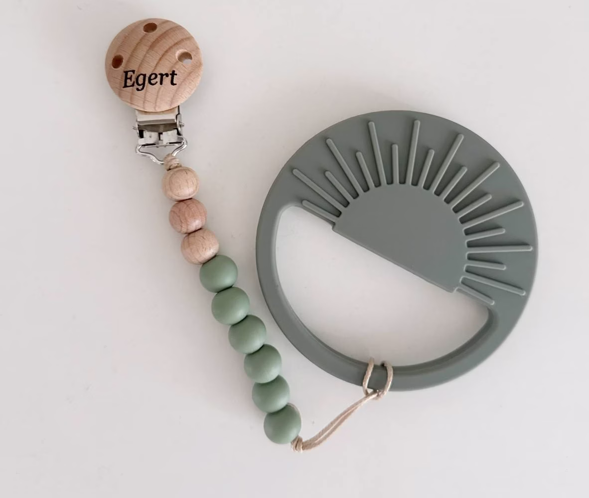 Personalised pacifier clip and silicone teether - Image 4
