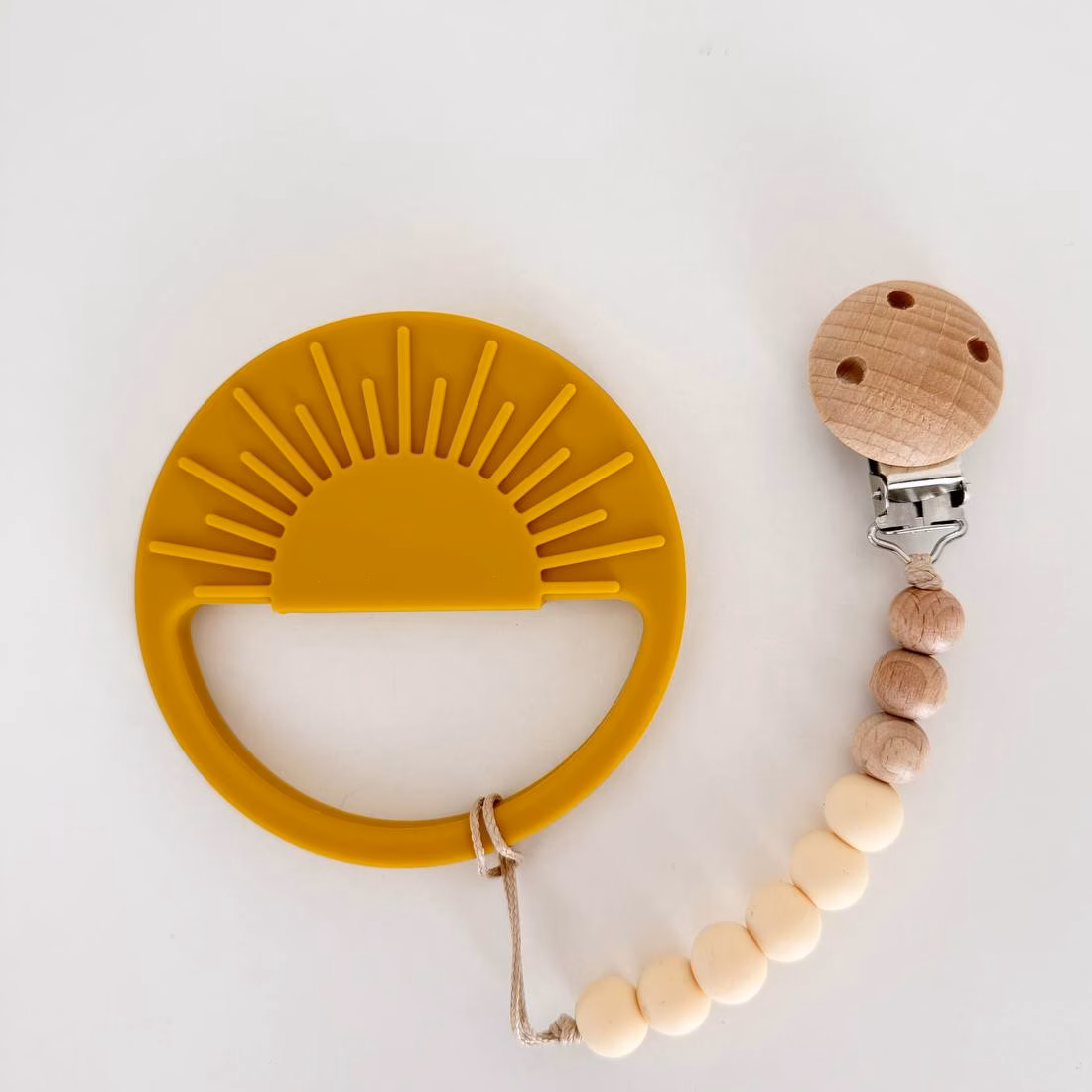 Personalised pacifier clip and silicone teether - Image 8