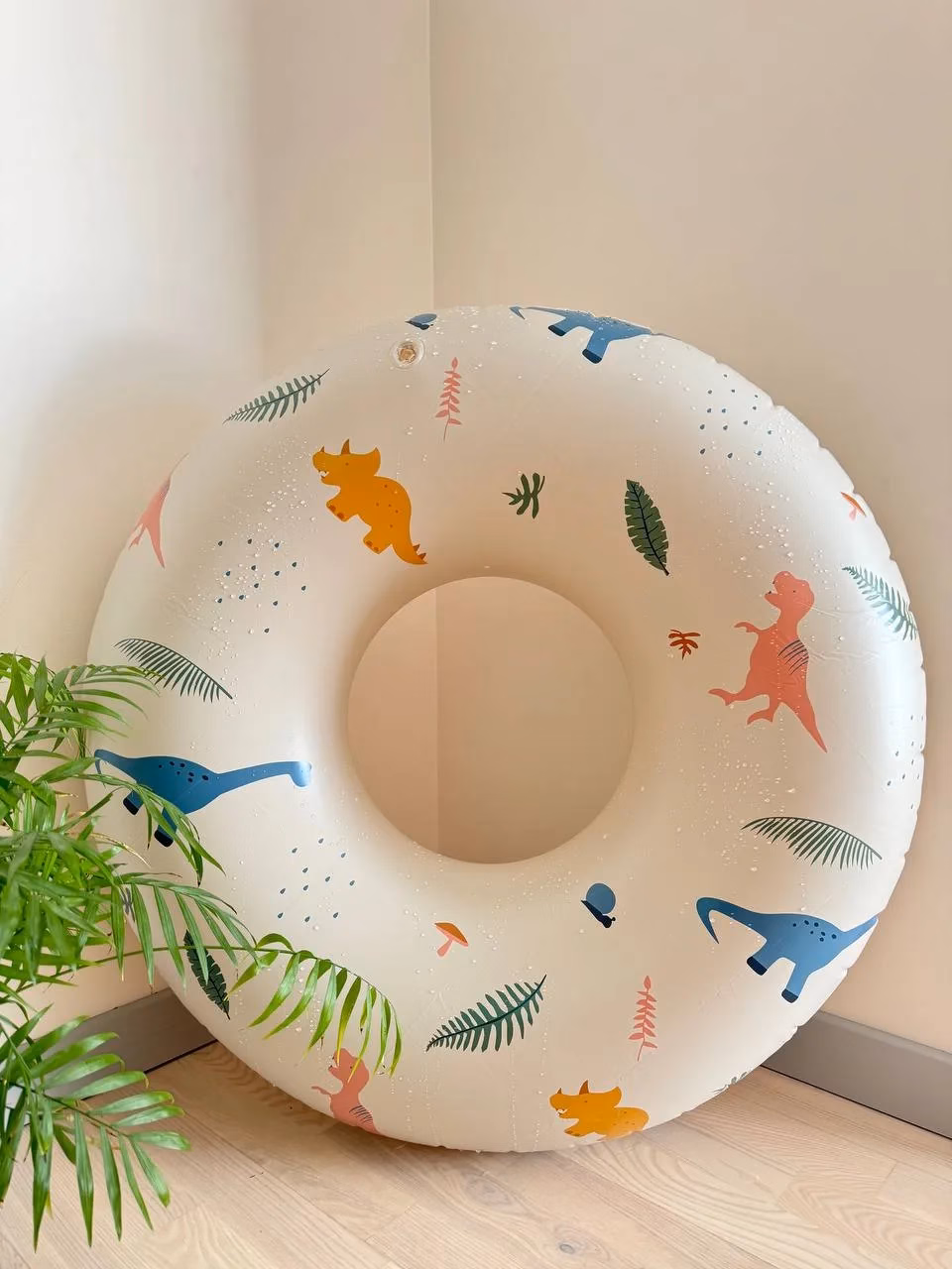 Inflatable swim ring "Dinosaurs" - Image 2
