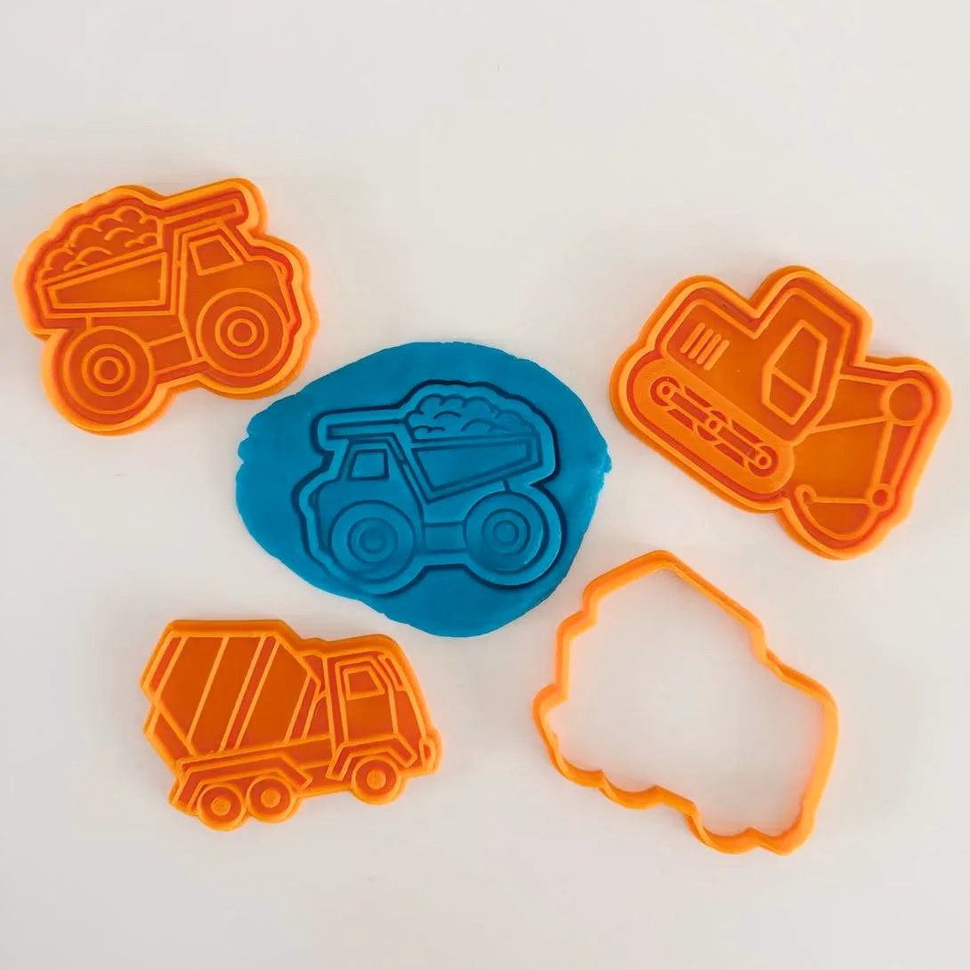 TipTip moulds for modelling dough – construction machines